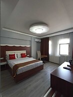 Adalı Hotel & Suites