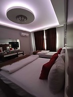 Adalı Hotel & Suites