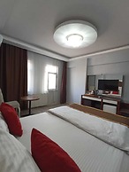 Adalı Hotel & Suites
