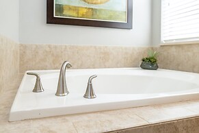 Appealing, Large 5BD Home Close to Themed-parks #5pp961