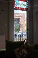 Lock Keepers Cottage - Detached House in the City