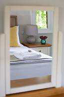 Lock Keepers Cottage - Detached House in the City