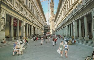 Firenze Apartment