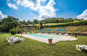 Stunning Apartment in Radicondoli With Outdoor Swimming Pool, Wifi and