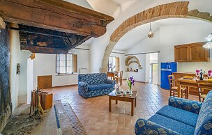 Stunning Apartment in Radicondoli With Outdoor Swimming Pool, Wifi and