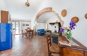 Stunning Apartment in Radicondoli With Outdoor Swimming Pool, Wifi and