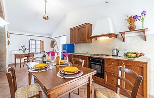 Stunning Apartment in Radicondoli With Outdoor Swimming Pool, Wifi and