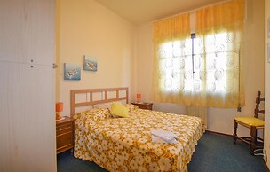 Nice Apartment in Capezzano Pianore With 3 Bedrooms and Wifi