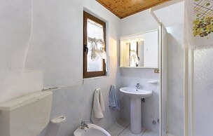 Stunning Apartment in Bagni di Lucca LU With 1 Bedrooms