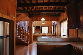 Maple Resort
