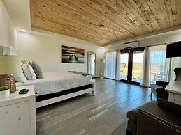 Maple Resort