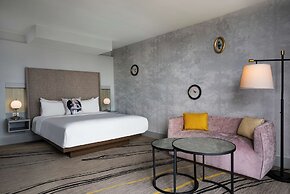 The Starling Atlanta Midtown, Curio Collection by Hilton