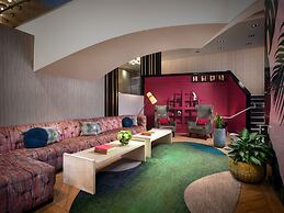 The Starling Atlanta Midtown, Curio Collection by Hilton