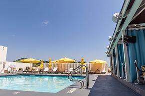 The Starling Atlanta Midtown, Curio Collection by Hilton