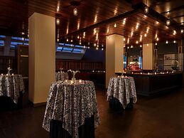 The Starling Atlanta Midtown, Curio Collection by Hilton