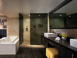 The Starling Atlanta Midtown, Curio Collection by Hilton