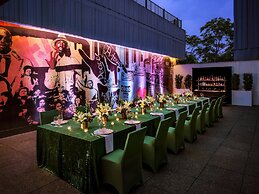 The Starling Atlanta Midtown, Curio Collection by Hilton