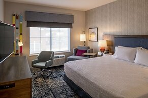 Hampton Inn & Suites Huntington Downtown