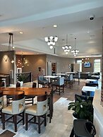 Hampton Inn & Suites Huntington Downtown