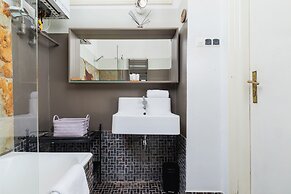 Retro Apartment Skawinska by Renters