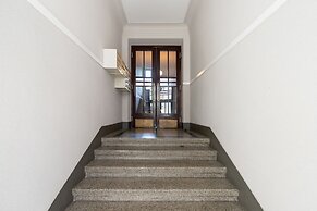 Retro Apartment Skawinska by Renters