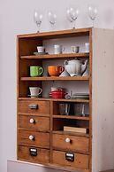 Retro Apartment Skawinska by Renters