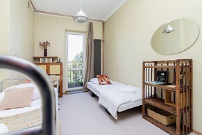 Retro Apartment Skawinska by Renters