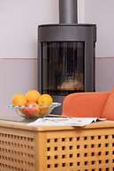 Retro Apartment Skawinska by Renters