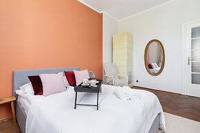 Retro Apartment Skawinska by Renters