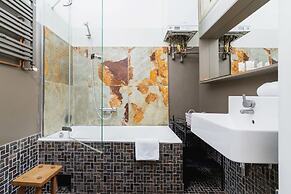 Retro Apartment Skawinska by Renters