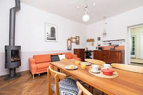 Retro Apartment Skawinska by Renters