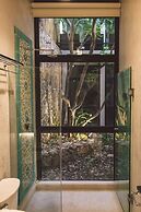 TreeHouse Boutique Hotel - Adults Only