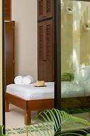 TreeHouse Boutique Hotel - Adults Only