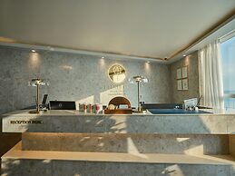 UH Suite The Haendae