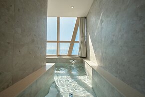 UH Suite The Haendae