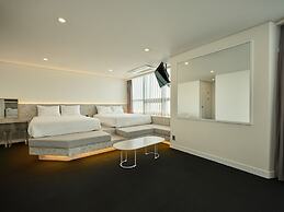 UH Suite The Haendae