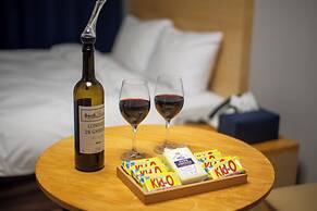 Golden Planet Hotel & Resort