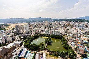 Golden Planet Hotel & Resort