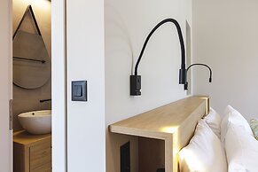 Mira Mare Luxury Residence