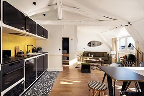 My Maison In Paris - Louvre