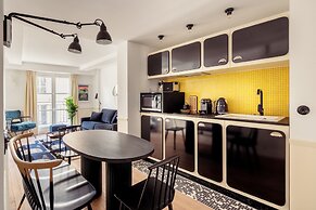 My Maison In Paris - Louvre