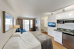 Kuhio Village 507 Condo by RedAwning