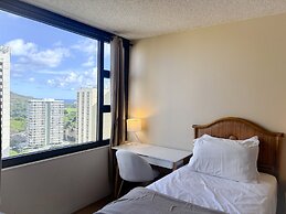 Waikiki Banyan 2111a 1 Bedroom Condo by RedAwning