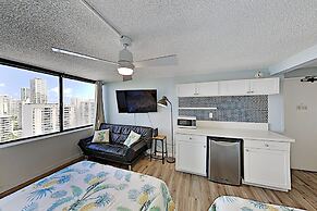 Hawaiian Monarch 2108 Condo by RedAwning