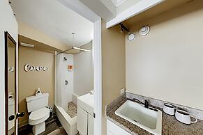 Hawaiian Monarch 3707b Condo by RedAwning