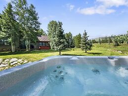 Highland Greens Oak Retreat 4 Bedroom Townhouse by RedAwning