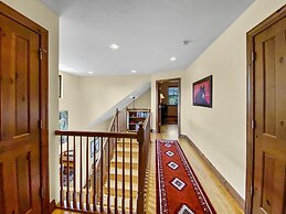 Highland Greens Oak Retreat 4 Bedroom Townhouse by RedAwning