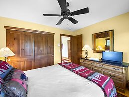 Highland Greens Oak Retreat 4 Bedroom Townhouse by RedAwning