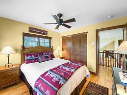 Highland Greens Oak Retreat 4 Bedroom Townhouse by RedAwning