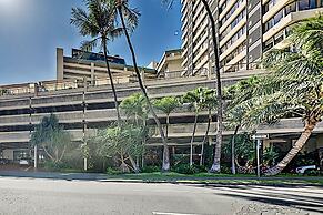 Hawaiian Monarch 805 Condo by RedAwning